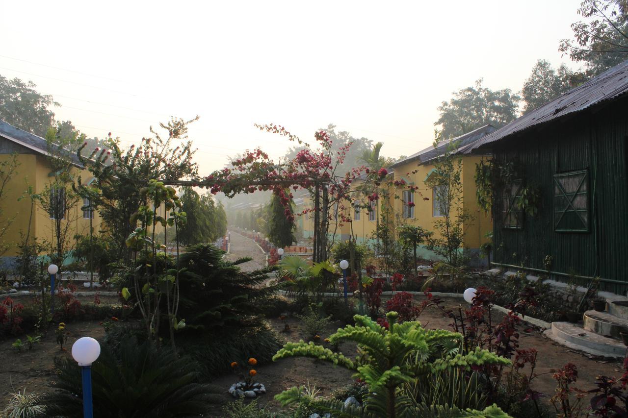 The Mystic Forest - A Tea Garden Resort At Dooars Madari Hat Kültér fotó